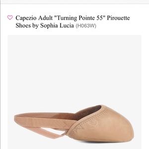 NWOT Capezio Pirouette Shoes size 12-13